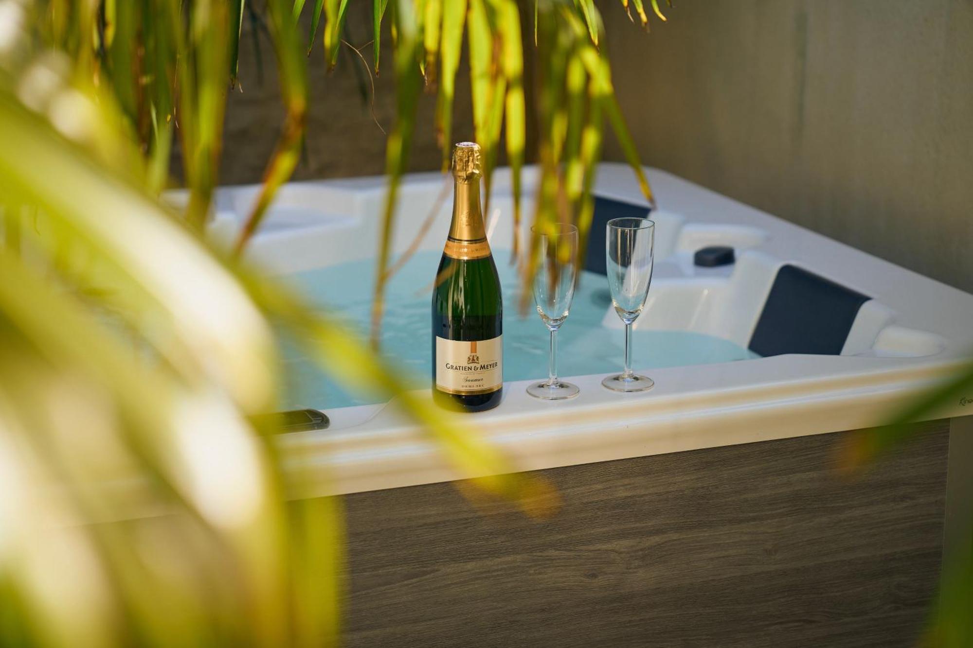 Suite Atypique - Jacuzzi Privatif En Centre Ville De Cognac Dış mekan fotoğraf