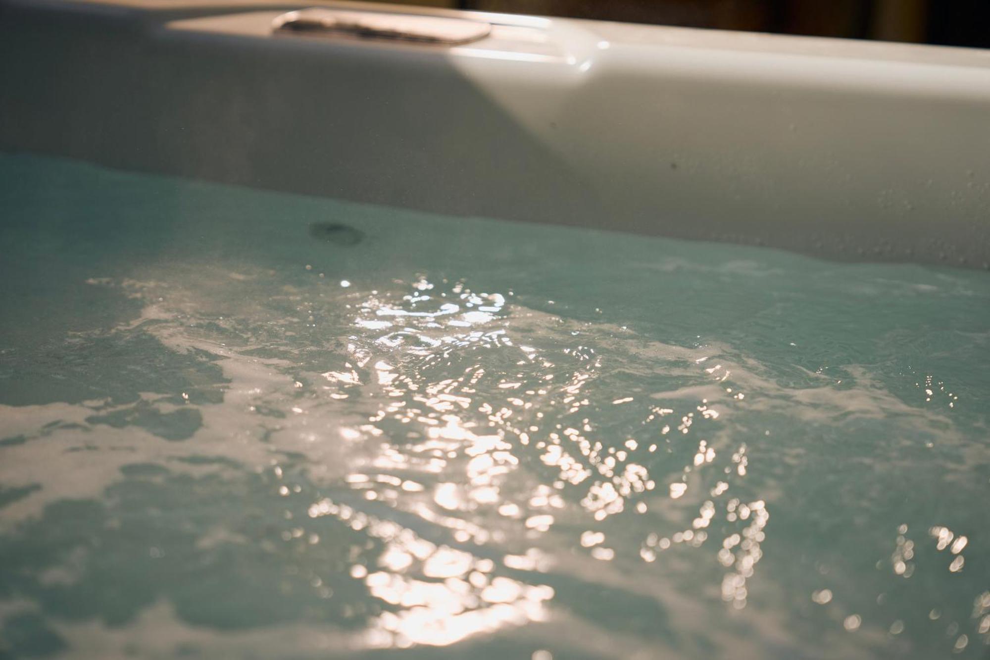Suite Atypique - Jacuzzi Privatif En Centre Ville De Cognac Dış mekan fotoğraf